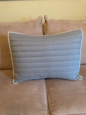 Pillow Sham Twin NWOT Gray Quilted